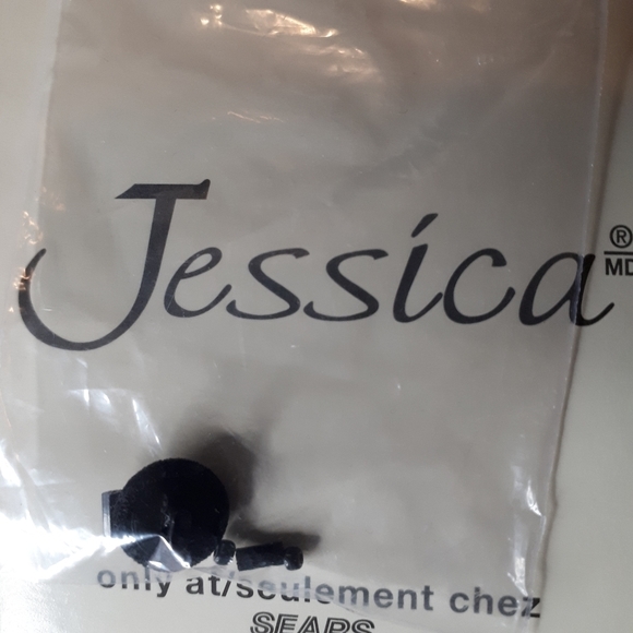 Semi-formal Dress Jessica Size 6 Black w/beading - Picture 8 of 8